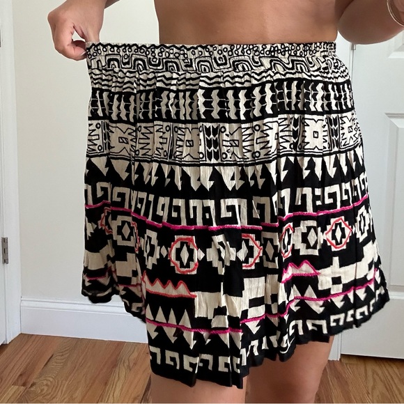 Aztec Graphic Print Mini Skirt With Embroidery Detail - Picture 8 of 9
